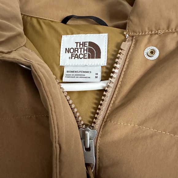 North Face Parka NWOT - Picture 4 of 5
